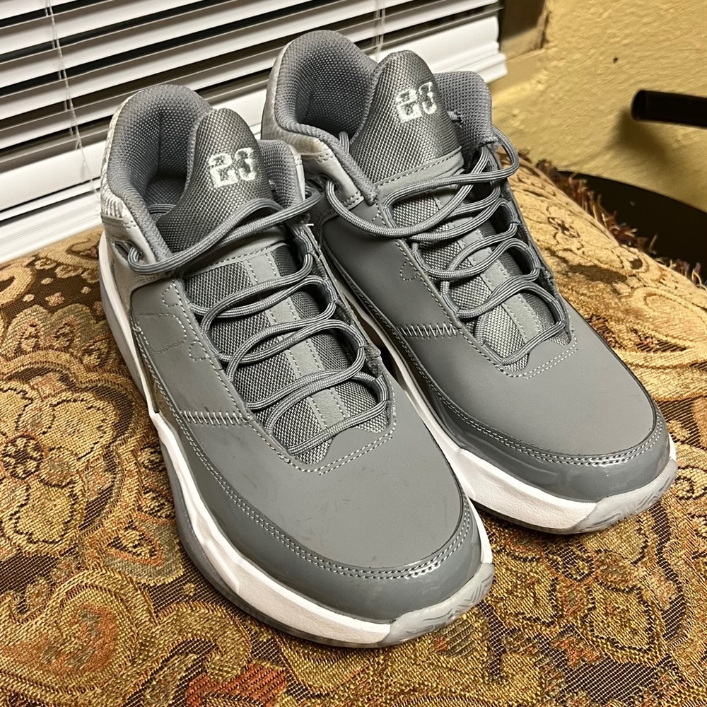 Brand new Jordan’s. Only worn once.